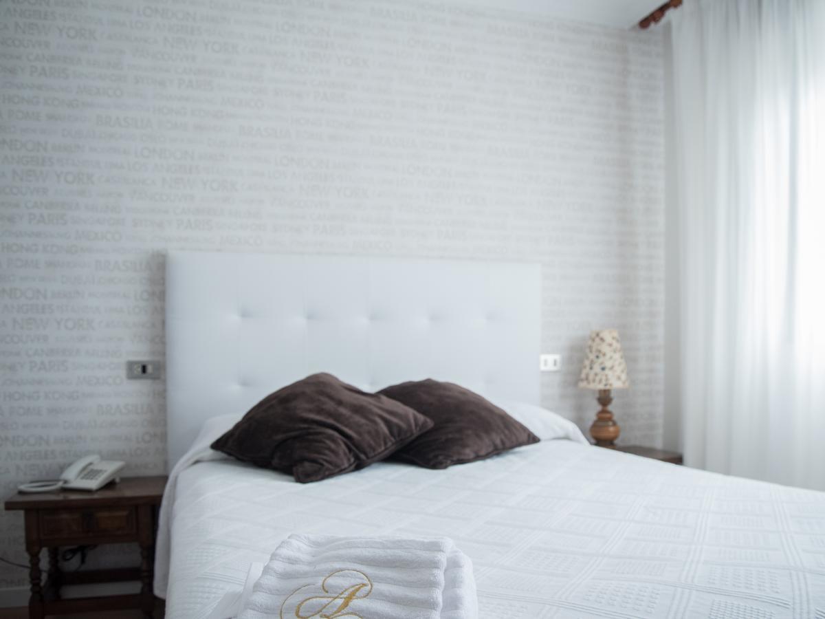 Hostal Antolin Redondela Ngoại thất bức ảnh